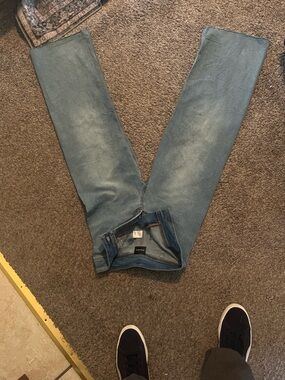 Women's Light Blue Wide-Leg Jeans